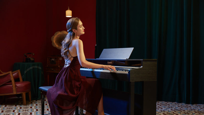 Recommandations de pianos pour la famille et les concerts: pianos numériques à action de marteau pondérée.